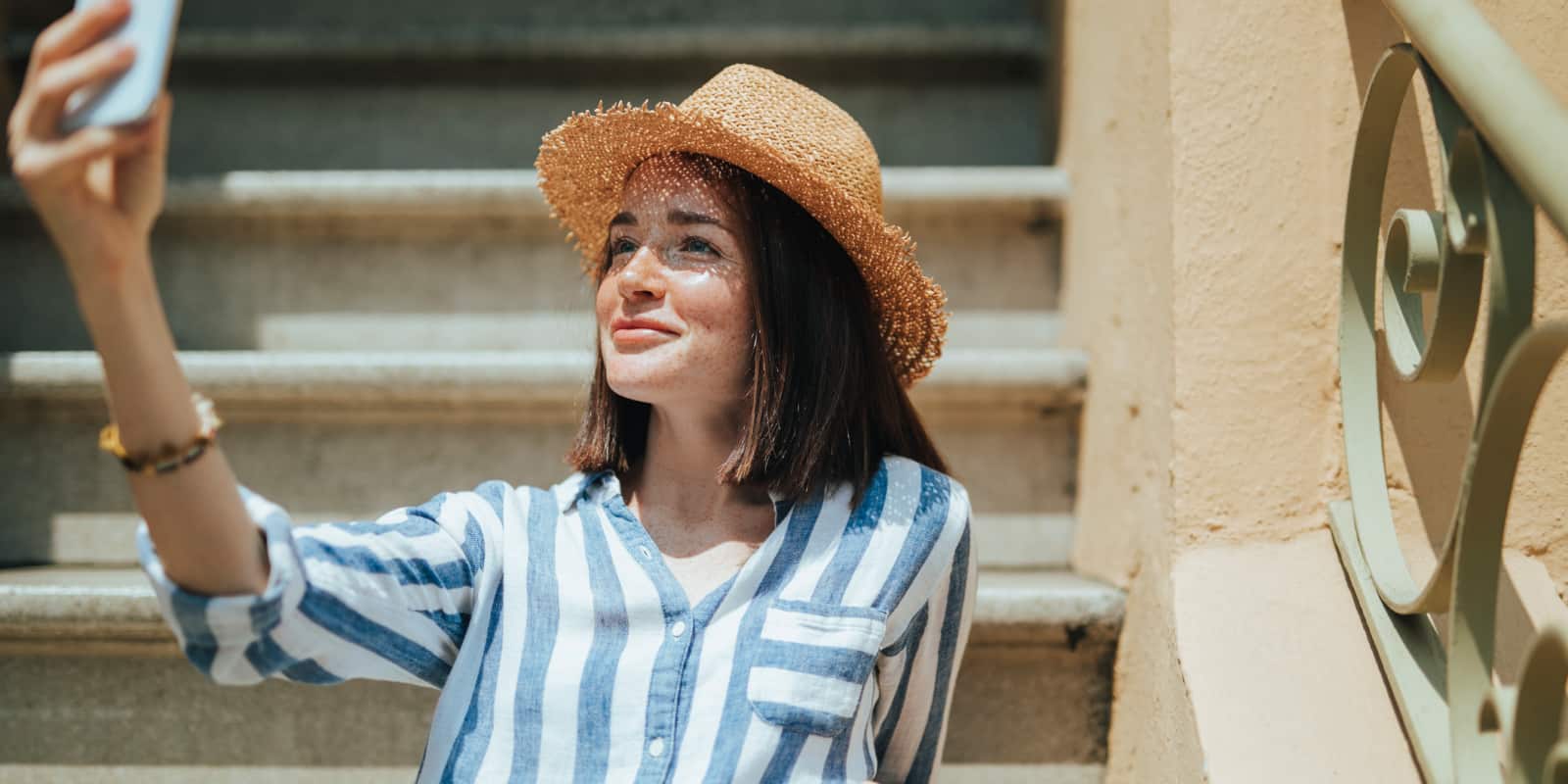 Just like your skin, your scalp is sensitive to external factors such as the sun's harmful UV rays and extreme weather conditions.